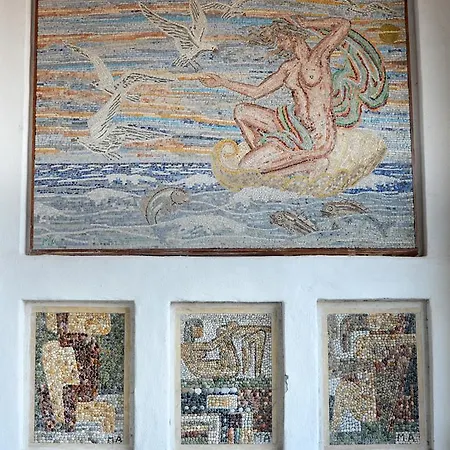 Mosaic *