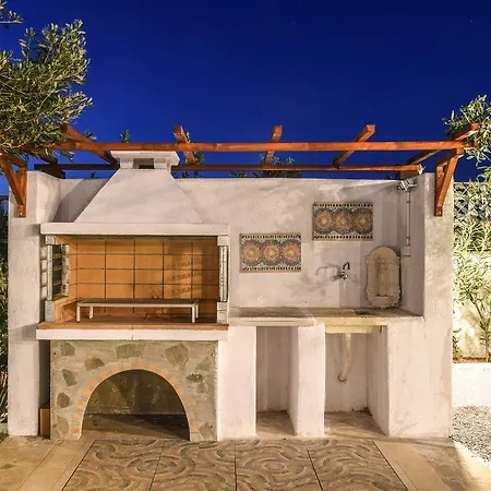 Villa Mosaic